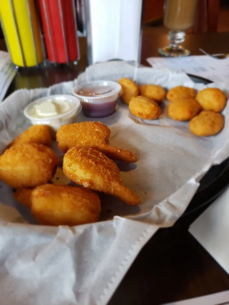 Shrimp Jammer & Mac and Cheese Bites